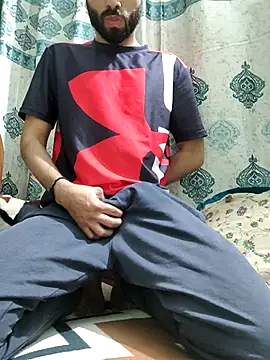 TOPMOON001 online show from February 26, 2025, 2:46 pm