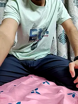 TOPMOON001 online show from March 19, 2025, 2:57 pm