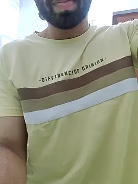 TOPMOON001 online show from September 10, 2025, 12:49 pm