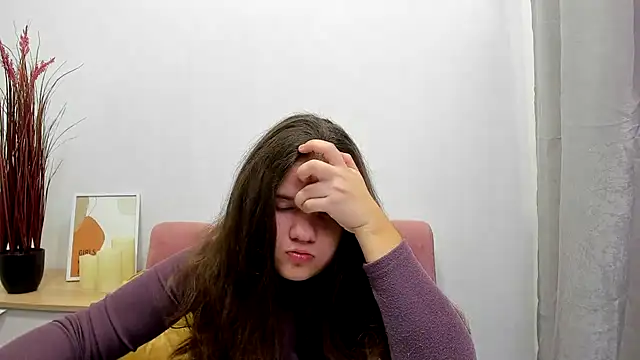 Snapshot of AdeleCruz chatting on January 13, 2025, 1:06 pm AdeleCruz online show from January 13, 2025, 1:06 pm