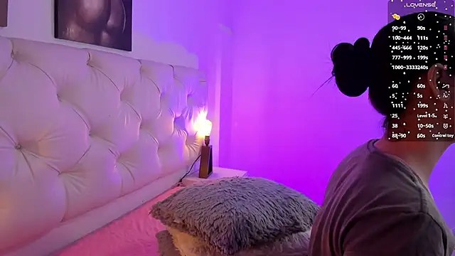 kathy bakerr online show from November 17, 2025, 1:28 pm