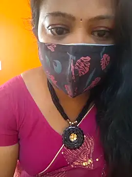 Snapshot of kanikasree chatting on November 13, 2025, 3:49 am kanikasree online show from November 13, 2025, 3:49 am