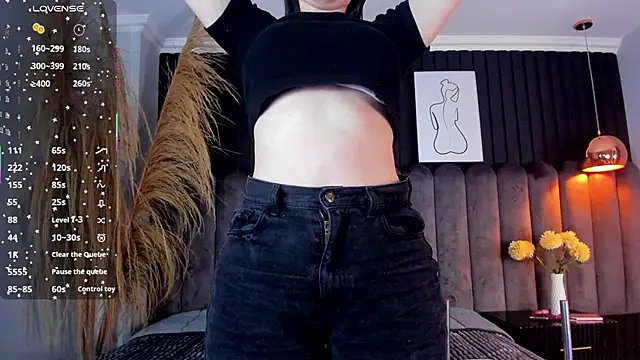 chelsea bolton  online show from February 1, 2026, 12:37 pm