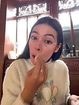 Aleska Miami online show from March 24, 2026, 2:33 pm