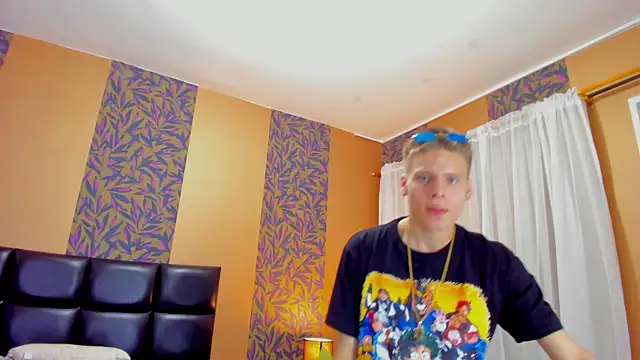 blondie lover69 online show from February 21, 2025, 11:10 pm