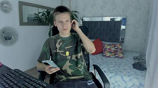 blondie lover69 online show from March 8, 2025, 6:37 pm