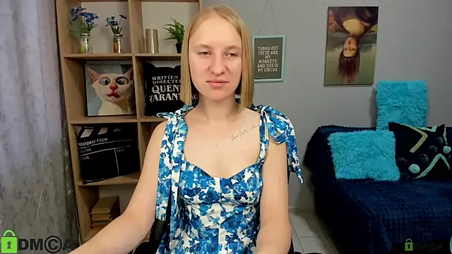 Snapshot of BeautyBlondy chatting on September 19, 2025, 12:28 pm BeautyBlondy online show from September 19, 2025, 12:28 pm