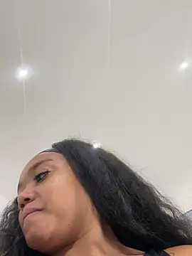 JasmineRose7 online show from April 16, 2026, 10:38 am