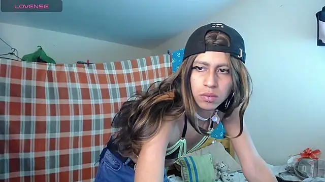 boysLittle online show from January 9, 2026, 11:06 pm