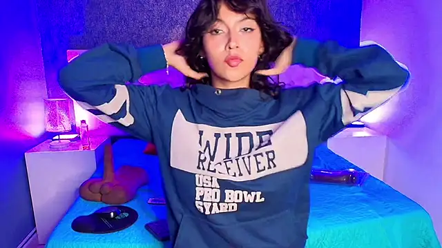 Snapshot of gabriela_cortez chatting on February 13, 2025, 10:22 pm gabriela cortez online show from February 13, 2025, 10:22 pm