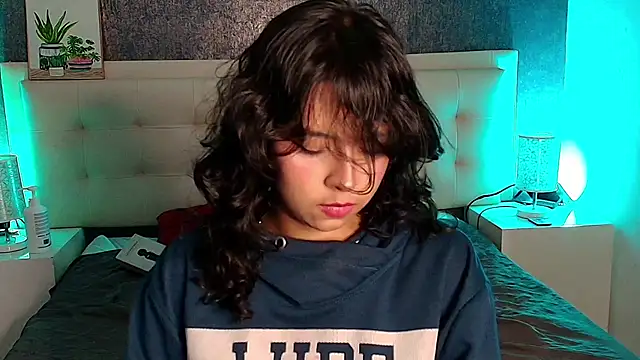 Snapshot of gabriela_cortez chatting on February 21, 2025, 7:43 pm gabriela cortez online show from February 21, 2025, 7:43 pm