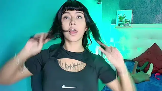 Snapshot of gabriela_cortez chatting on March 7, 2025, 7:38 pm gabriela cortez online show from March 7, 2025, 7:38 pm