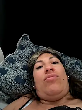 LunaBeya online show from November 2, 2025, 12:40 pm