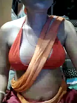 Snapshot of SANA-LEONI chatting on March 3, 2025, 2:37 pm SANA-LEONI online show from March 3, 2025, 2:37 pm