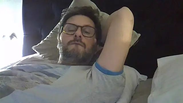 Snapshot of Cellino4 chatting on February 25, 2025, 9:02 pm Cellino4 online show from February 25, 2025, 9:02 pm