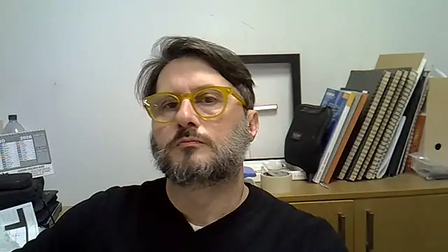 Snapshot of Cellino4 chatting on January 15, 2026, 5:27 pm Cellino4 online show from January 15, 2026, 5:27 pm