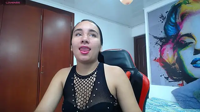 Maylin horny19 online show from February 21, 2026, 7:15 pm