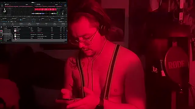 Snapshot of vittote chatting on February 14, 2025, 2:28 am vittote online show from February 14, 2025, 2:28 am