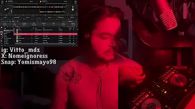 Snapshot of vittote chatting on February 17, 2025, 5:53 pm vittote online show from February 17, 2025, 5:53 pm