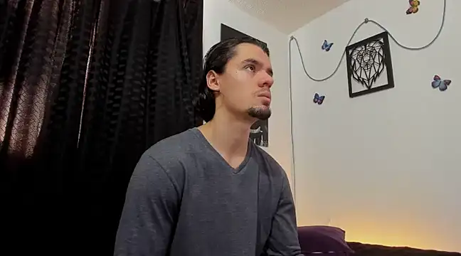 Snapshot of maxi_styles chatting on January 28, 2025, 5:03 pm maxi styles online show from January 28, 2025, 5:03 pm