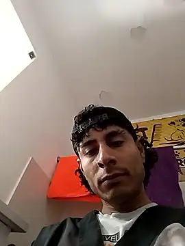 Snapshot of Saweetieyblacksnake chatting on September 18, 2025, 5:15 pm Saweetieyblacksnake online show from September 18, 2025, 5:15 pm