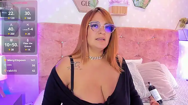 Snapshot of Elise-Leyton chatting on February 7, 2025, 4:24 pm Elise-Leyton online show from February 7, 2025, 4:24 pm