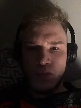 Remi 03 online show from February 7, 2026, 1:20 am