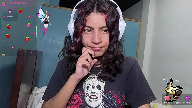 Lovelyamyy online show from October 12, 2025, 3:38 am