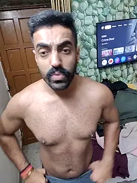 vaibhavchugh38 online show from March 4, 2025, 6:29 pm