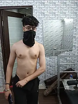 vaibhavchugh38 online show from May 22, 2026, 5:51 pm