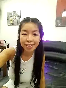 Snapshot of AsianTeen-BigBoops chatting on January 22, 2025, 11:45 am AsianTeen-BigBoops online show from January 22, 2025, 11:45 am