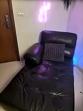 Snapshot of AsianTeen-BigBoops chatting on January 27, 2025, 11:43 am AsianTeen-BigBoops online show from January 27, 2025, 11:43 am