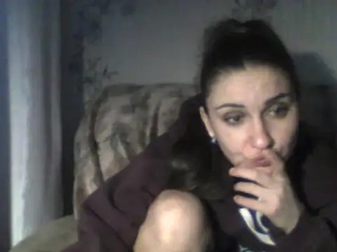 Yuliia30 online show from February 21, 2025, 3:21 pm