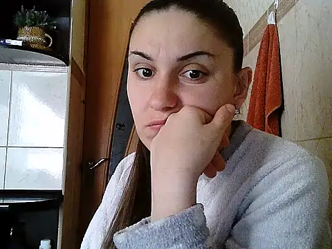 Snapshot of Yuliia30 chatting on February 6, 2026, 7:34 am Yuliia30 online show from February 6, 2026, 7:34 am