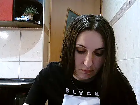 Yuliia30 online show from March 4, 2026, 6:25 pm