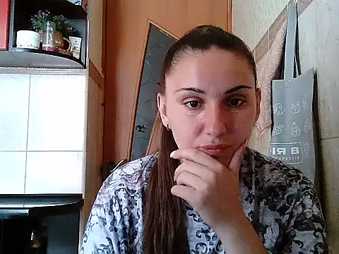 Snapshot of Yuliia30 chatting on July 4, 2026, 9:26 am Yuliia30 online show from July 4, 2026, 9:26 am