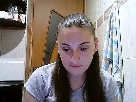 Snapshot of Yuliia30 chatting on July 5, 2026, 6:15 pm Yuliia30 online show from July 5, 2026, 6:15 pm