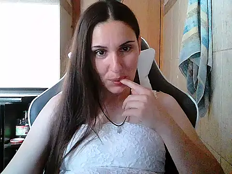 Snapshot of Yuliia30 chatting on July 7, 2026, 3:05 pm Yuliia30 online show from July 7, 2026, 3:05 pm