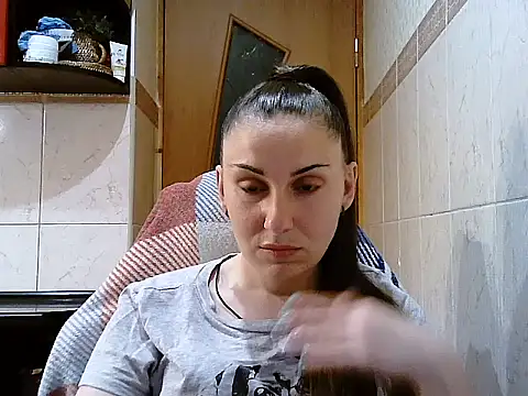 Snapshot of Yuliia30 chatting on July 25, 2026, 2:58 pm Yuliia30 online show from July 25, 2026, 2:58 pm