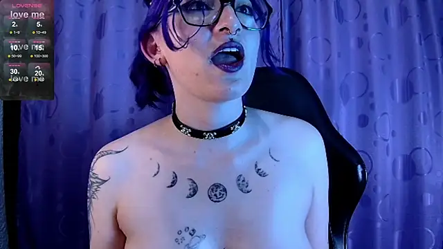 Snapshot of Kimlennox_ chatting on March 10, 2025, 3:34 am Kimlennox online show from March 10, 2025, 3:34 am