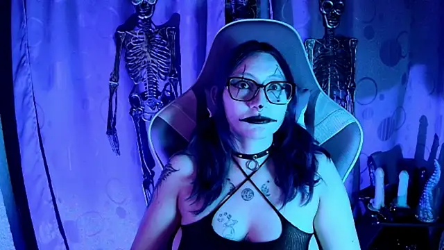 Snapshot of Kimlennox_ chatting on November 4, 2025, 3:22 pm Kimlennox online show from November 4, 2025, 3:22 pm