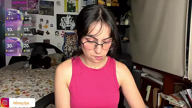 B0nnie H0ney online show from May 28, 2026, 2:09 am