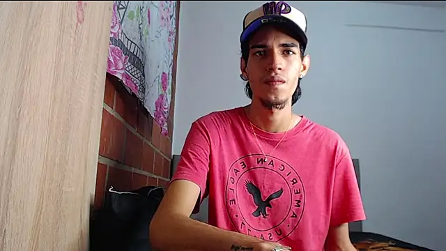 Snapshot of Alejandro_bigdick_x chatting on February 10, 2025, 5:36 am Alejandro bigdick x online show from February 10, 2025, 5:36 am