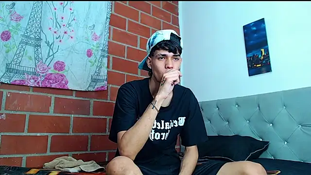 Snapshot of Alejandro_bigdick_x chatting on March 1, 2025, 4:58 am Alejandro bigdick x online show from March 1, 2025, 4:58 am
