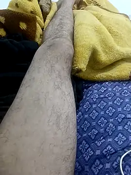 hmtrechaudd online show from April 11, 2026, 11:09 pm