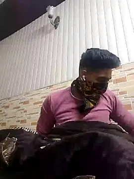 13horny13 online show from January 25, 2025, 3:52 pm