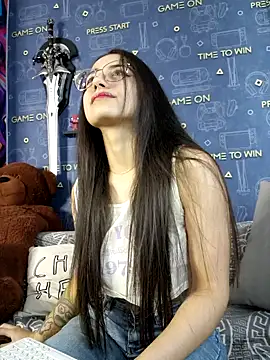 Snapshot of LittleX_Angel chatting on February 11, 2025, 6:30 am LittleX Angel online show from February 11, 2025, 6:30 am