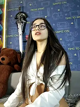 Snapshot of LittleX_Angel chatting on February 26, 2025, 12:58 pm LittleX Angel online show from February 26, 2025, 12:58 pm