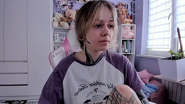 Catharsisi online show from April 14, 2026, 1:39 pm