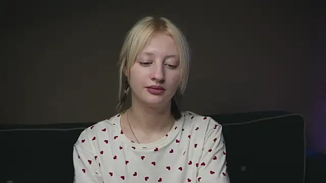 Snapshot of milasmiu chatting on March 9, 2025, 5:28 pm milasmiu online show from March 9, 2025, 5:28 pm